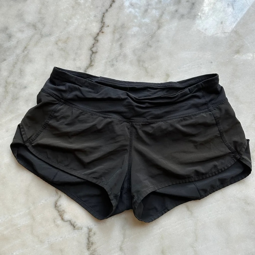 Lululemon shorts size 6
